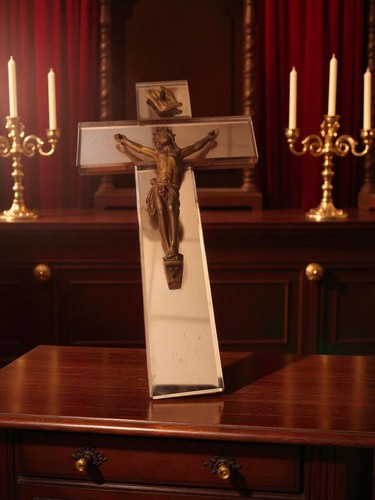 Crucifix ancien miroir - ,, christ