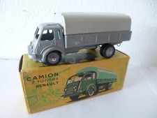 Authentique camion RENAULT