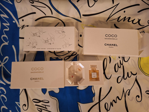 Mademoiselle coco chanel - mademoiselle,