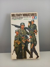 MAQUETTE 1/35. MILITARY MINIATURES  ALLEMANDS. COMPLET. MARQUE TAMIYA. 35184