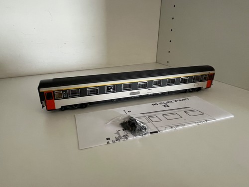 Models 40366 voiture - models,