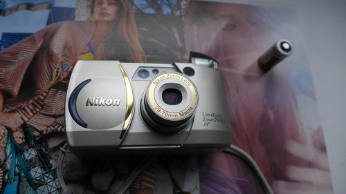 Nikon lite touch - lite,