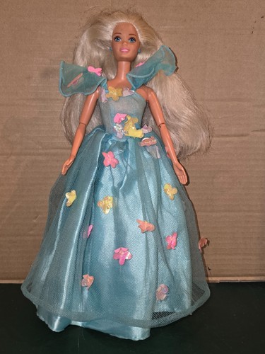 Barbie parlante robe - , papillon