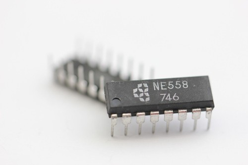 Circuit intégré ne558 - circuit,