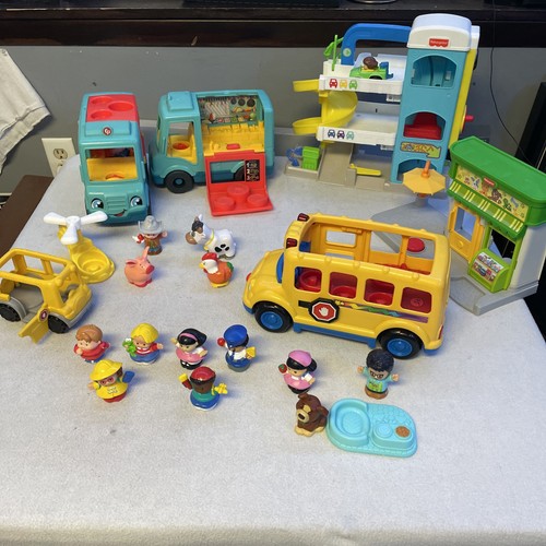 Fisher-Price Little People Lot