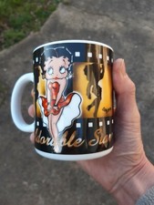 Tasse mug  betty boop  adorable star 