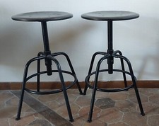 Tabourets de bar noirs réglables en hauteur