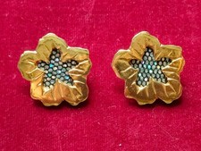Bijou vintage : boucles