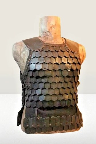 Breastplate médiévale - , en