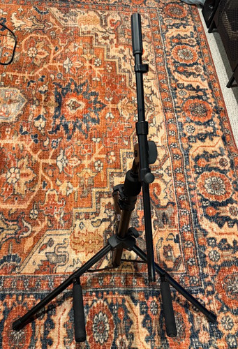 Stage adjustable tilt back - on-stage,