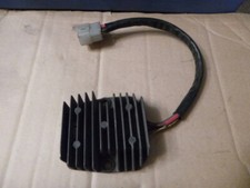 REGULATEUR HONDA 6 VOLTS