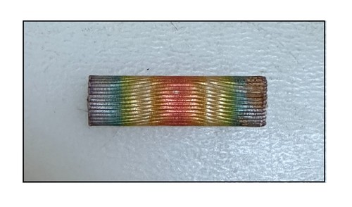 Ruban rappel médaille veste