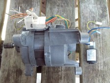 MACHINE A LAVER FAURE FWQ6129 MOTEUR COURROIE CONDO NUMERO DE SERIE 43700150