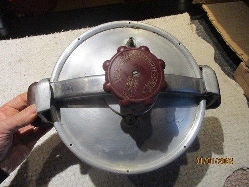 Ancienne cocotte minute - cocotte,