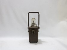 Ancienne lampe de cheminot