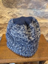 Bonnet  en laine, tricot