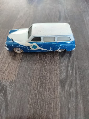 Voiture miniature renault - voiture,