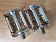 paire de pedales LYOTARD 136 R vélo VILLE PEUGEOT MOTOBECANE NEUVES EPOQUE