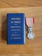 MEDAILLE DIRECTION GENERALE DES DOUANES *