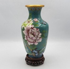 Vase en laiton doré et émaux cloisonnés à décor floral et d’oiseau Chine XXème