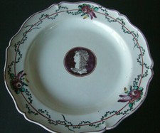 689-ASSIETTE FAIENCE DE