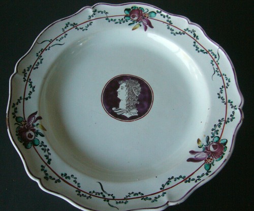 689 assiette faience - faience, de