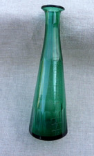 ANCIEN FLACON D'APOTHICAIRE EN VERRE SOUFFLÉ MOULÉ ET GRADUÉ