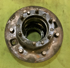 Moyeu avant / TOYOTA BJ 73 /