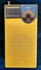 Radio AM FM Internationale année 70 avec clip ceinture