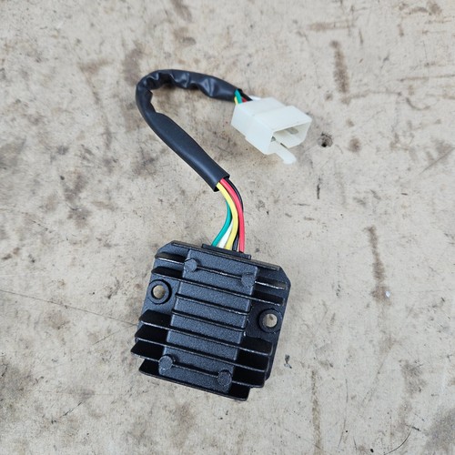 Régulateur tension de - de,