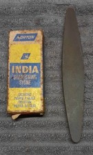 pierre à affûter ancienne