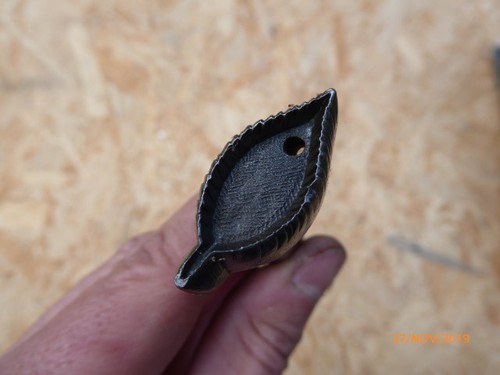 Emporte piece outil - piece, ancien