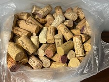 Lot de 200 Bouchons de Vin en Liège (A0/N11)