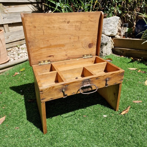 Boîte tabouret ancien - boîte,