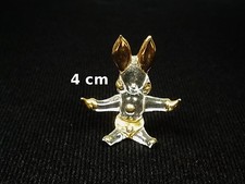magnifique lapin en verre avec