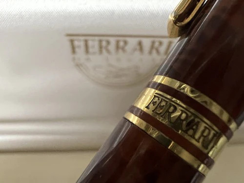 Stylo encre ferrari laqué - stylo, À