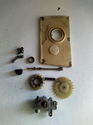 Pompe huile pour - a,