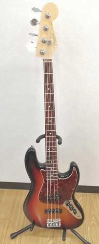 Guitare basse électrique