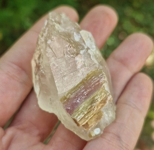 Quartz with lepidolite mica - with,