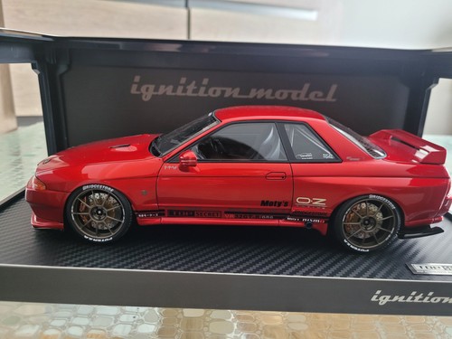 Ignition model nissan - 1/18,