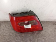 Feu arriere principal gauche