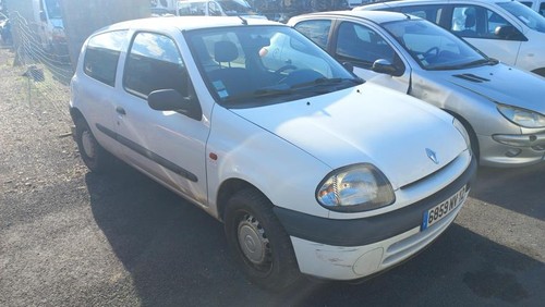 Aile avant gauche - renault, clio
