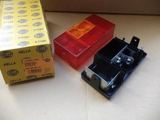 n°he592 feu arriere droit