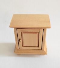 table de nuit en chêne clair, miniature, maison de poupée, vitrine 1/12  P2