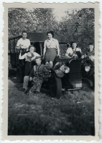 Photo ancienne voiture - -,