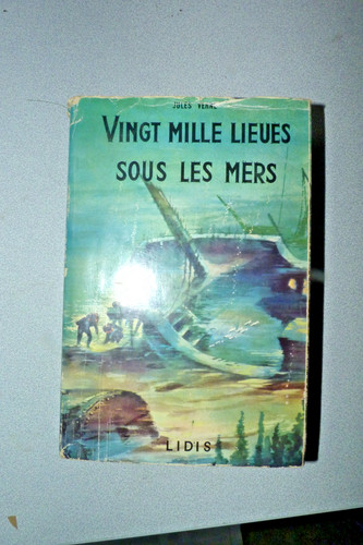 Vingt mille lieues sous - , les