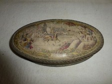ANCIENNE BOITE OVALE CARTON
