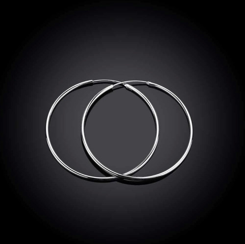 Grandes boucles oreilles - grandes, d'oreilles
