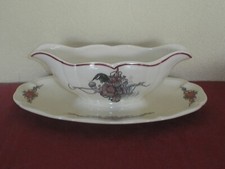 Ancienne Saucière sur dormant