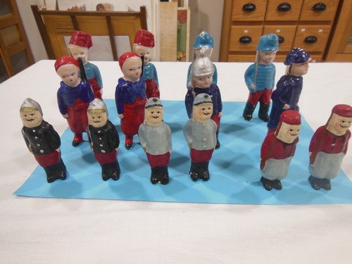 Lot figurines bon dufour - de, 14